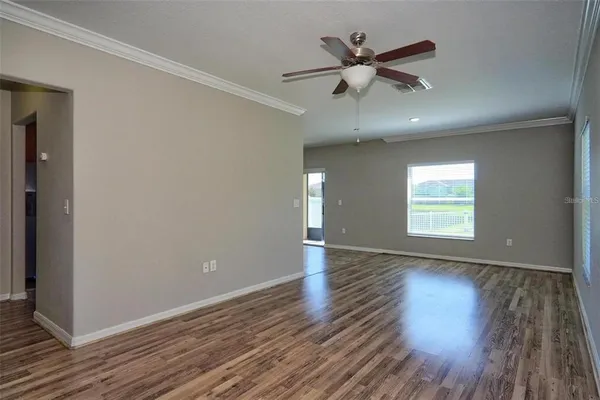 $2,000 | 1913 Hawks View Drive, Ruskin, FL 33570