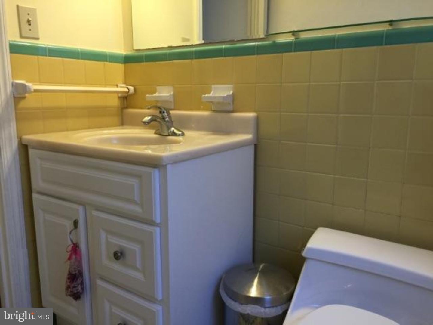 22 Johns Road Cheltenham, PA 19012 - Photo 17 of 21 Bathroom