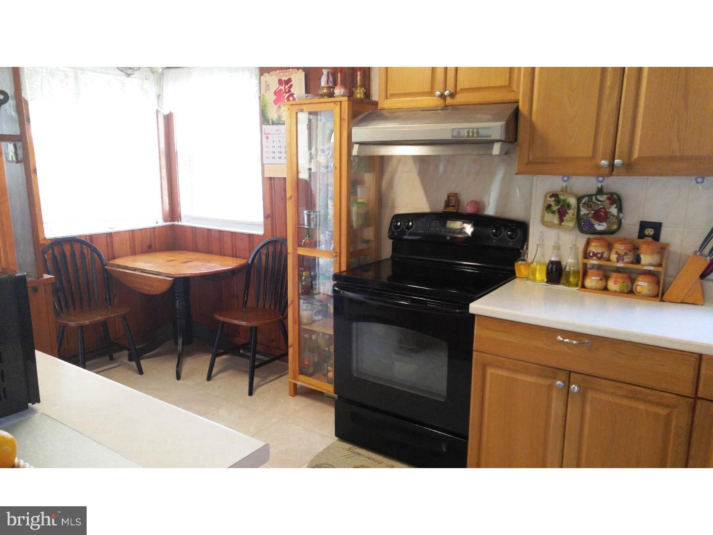 22 Johns Road Cheltenham, PA 19012 - Photo 9 of 21 Kitchen