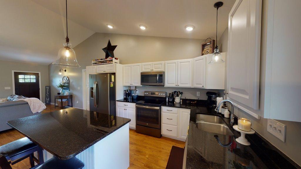 38 Rae Way Hampden, ME 04444 - Photo 14 of 29 Home-For-Sale-38-Rae-Way-Hampden-04444-0