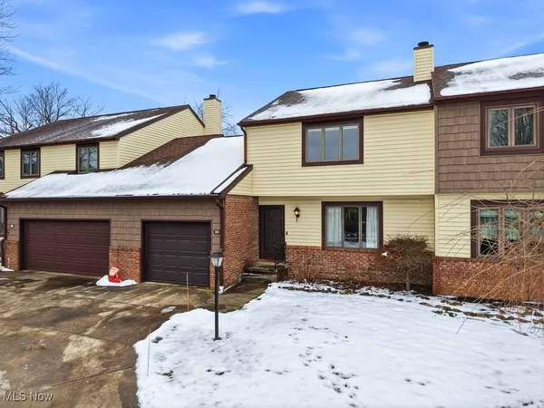 $179,900 | 32 Picadilly Court, Kent, OH 44240