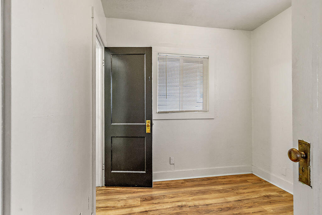 321 Maple Street Medford, OR 97501 - Photo 18 of 25 MS(24)