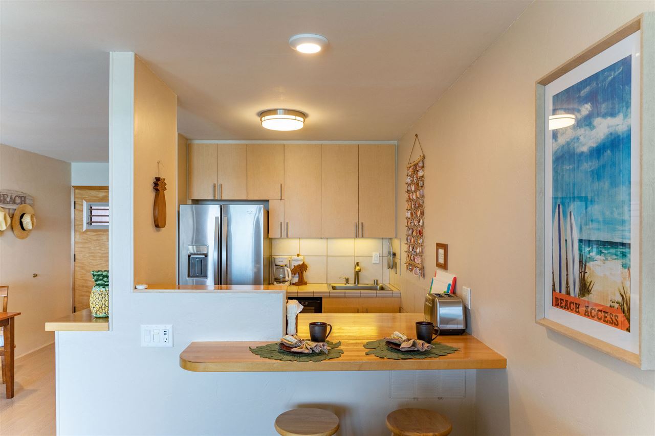 3741 Lower Honoapiilani Road, Unit 202 Lahaina, HI 96761 - Photo 4 of 21 Gallery Image 4
