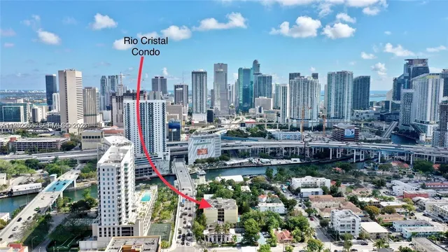 $2,350 | 453 Southwest 2nd Street, Unit 304C, Miami, FL 33130
