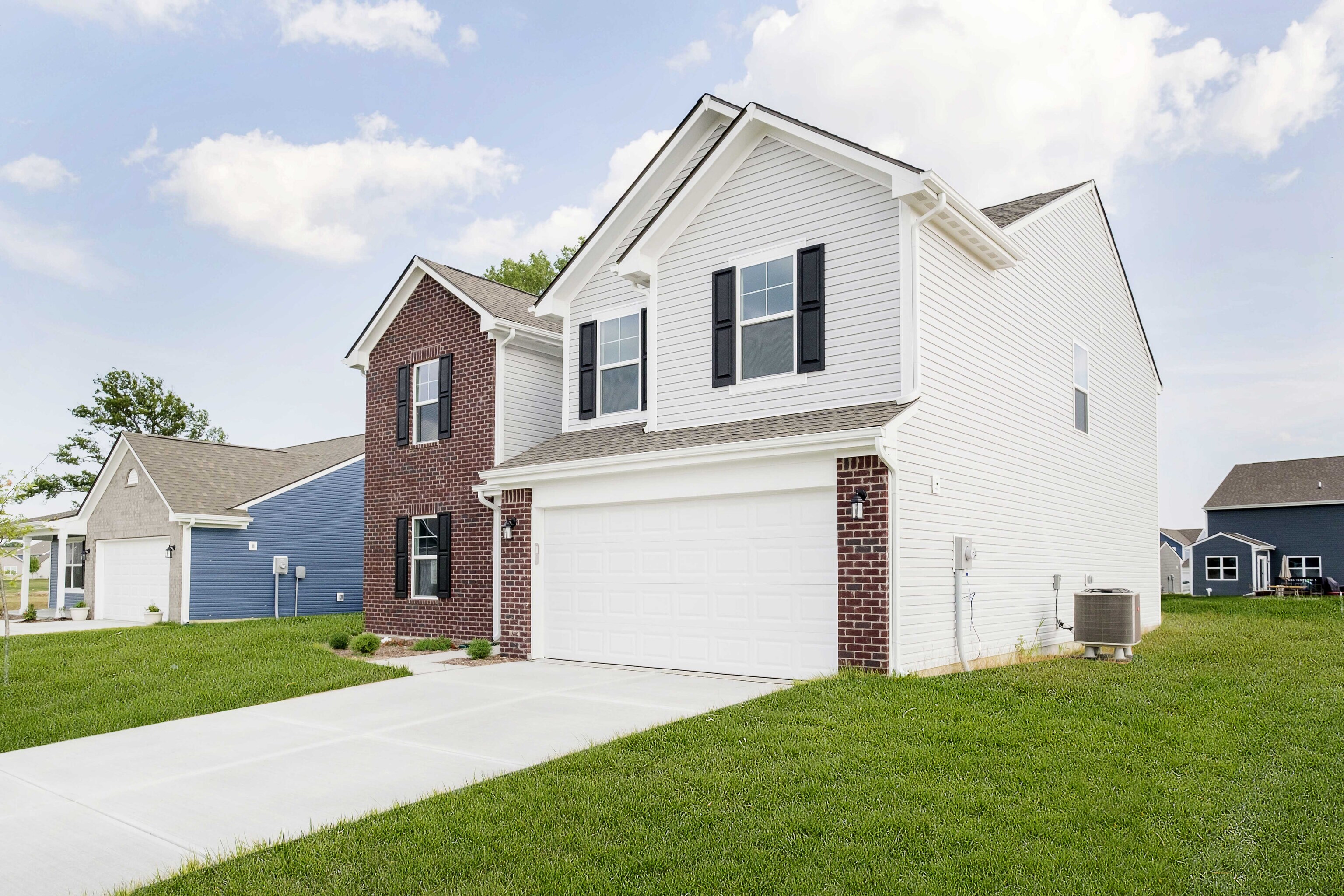 8363 Juniper Lane Pendleton, IN 46064 - Photo 3 of 31 Gallery Image 3