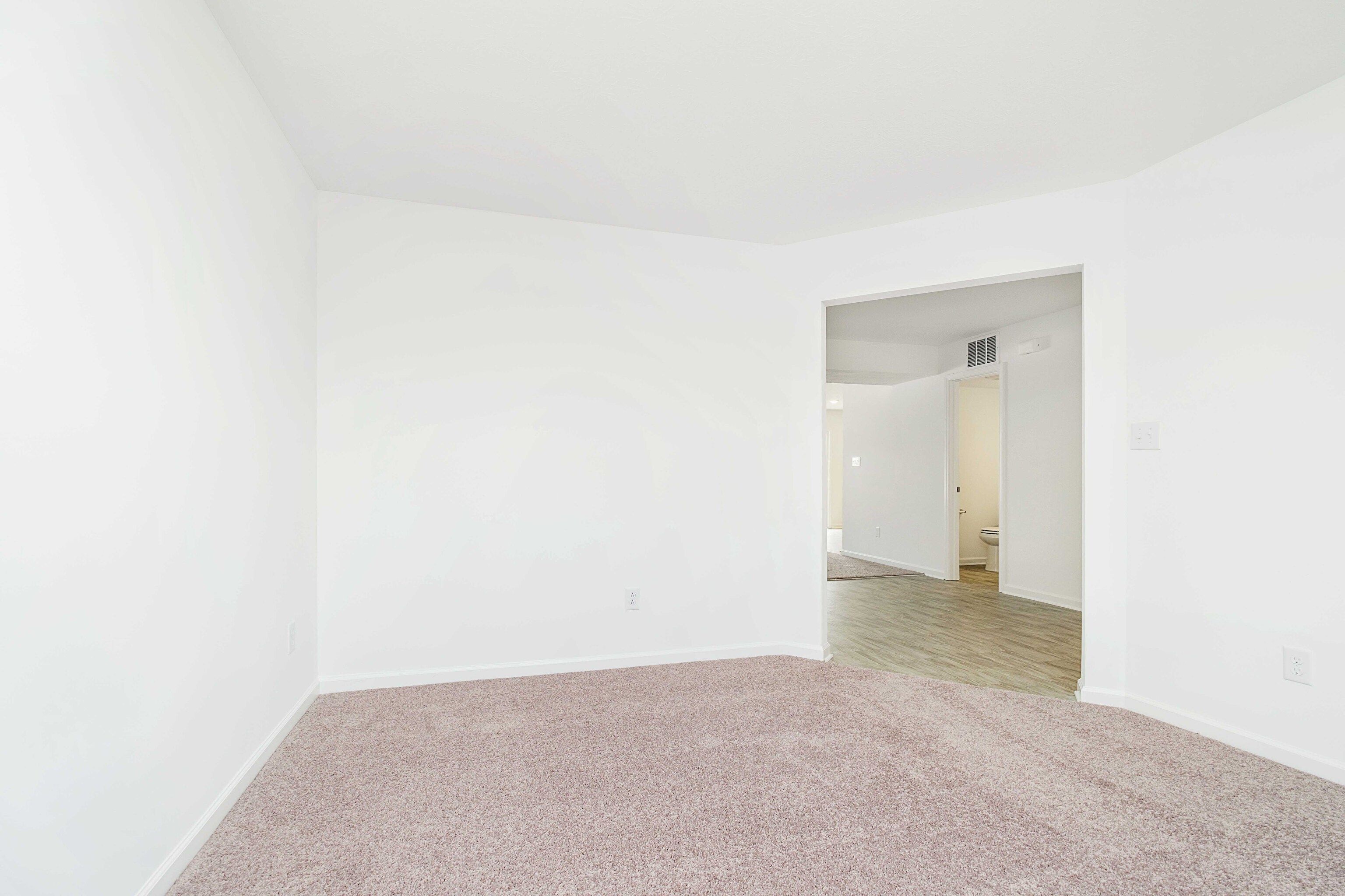 8363 Juniper Lane Pendleton, IN 46064 - Photo 6 of 31 Gallery Image 6