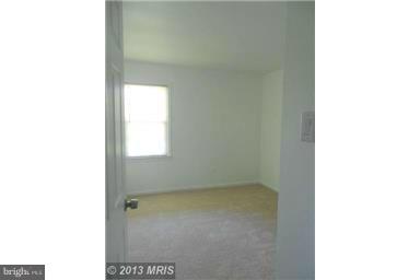 14481 Golden Oak Road Centreville, VA 20121 - Photo 12 of 20 Bedroom