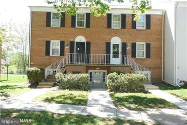 14481 Golden Oak Road Centreville, VA 20121 - Photo 14 of 20 Exterior (Front)