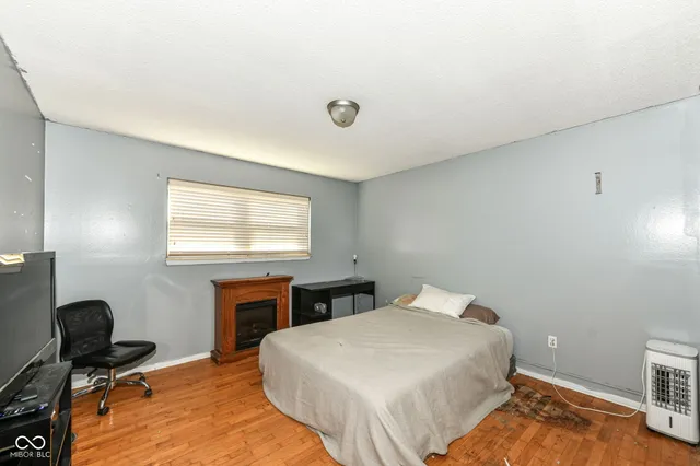 $120,000 | 5034 Allisonville Road, Unit C, Indianapolis, IN 46205