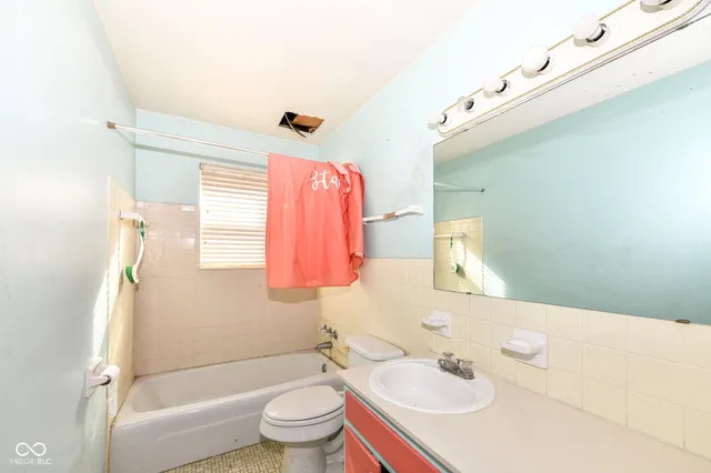 $116,279 | 5034 Allisonville Road, Unit C, Indianapolis, IN 46205