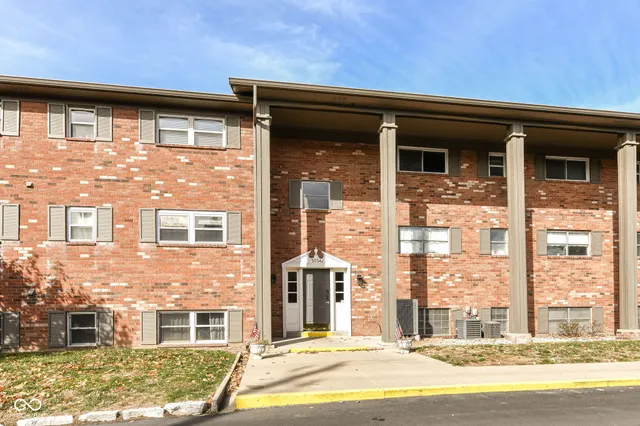 $116,279 | 5034 Allisonville Road, Unit C, Indianapolis, IN 46205