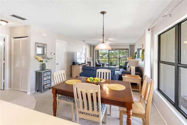 $299,000 | 3009 Taywood Meadows, Unit 14, Sarasota, FL 34235