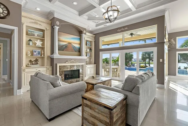 $924,000 | 2097 Lakeshore Boulevard, Slidell, LA 70461