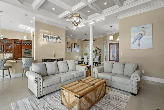 $924,000 | 2097 Lakeshore Boulevard, Slidell, LA 70461