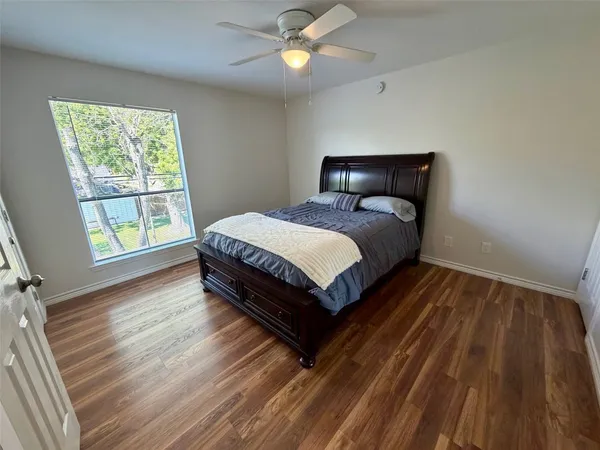 $1,100 | 3300 Pebblebrook Drive, Unit 50, Seabrook, TX 77586