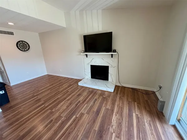 $1,100 | 3300 Pebblebrook Drive, Unit 50, Seabrook, TX 77586