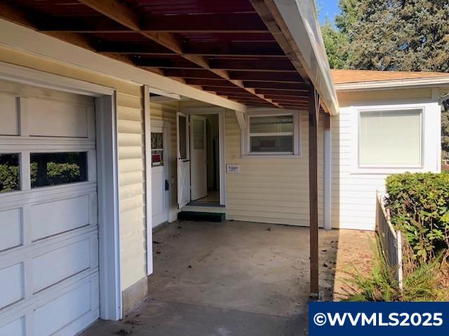 7010 Lardon Road Northeast Salem, OR 97305 - Photo 9 of 24