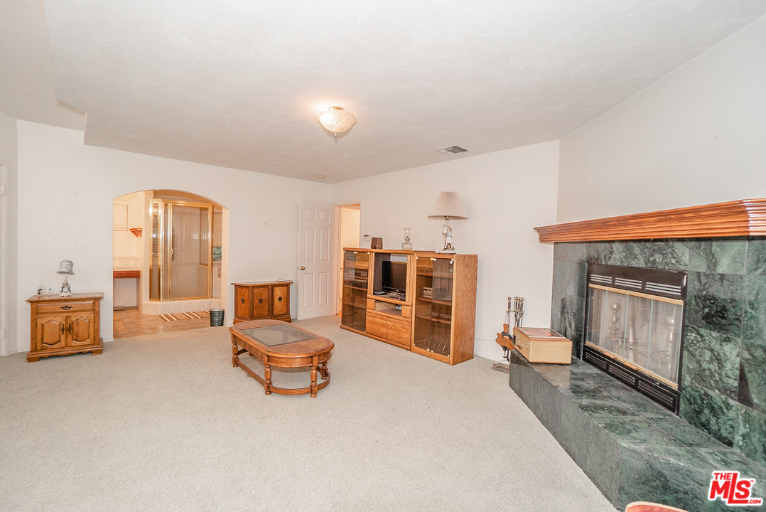 1042 Rice Canyon Road Fallbrook, CA 92028 - Photo 15 of 36