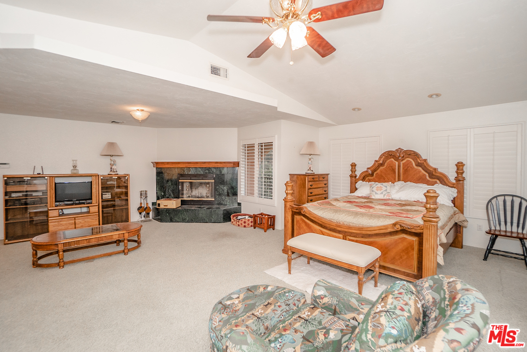 1042 Rice Canyon Road Fallbrook, CA 92028 - Photo 16 of 36