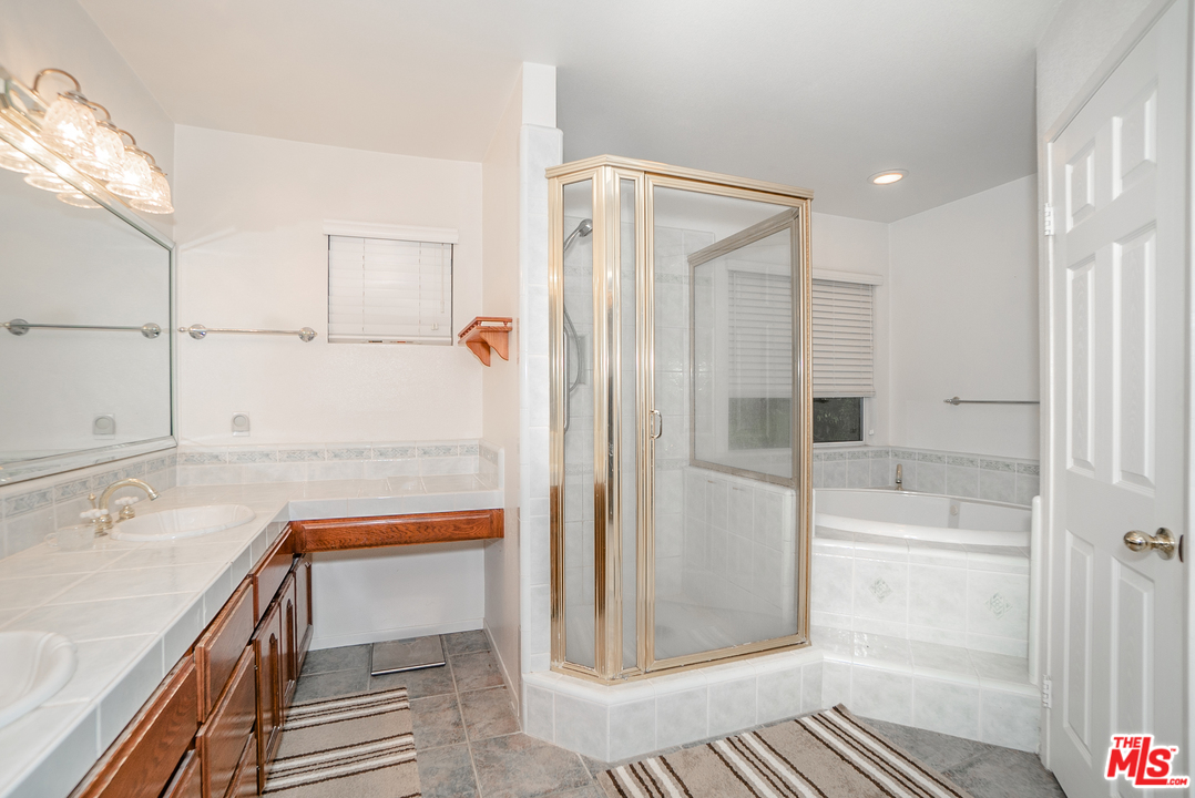 1042 Rice Canyon Road Fallbrook, CA 92028 - Photo 17 of 36