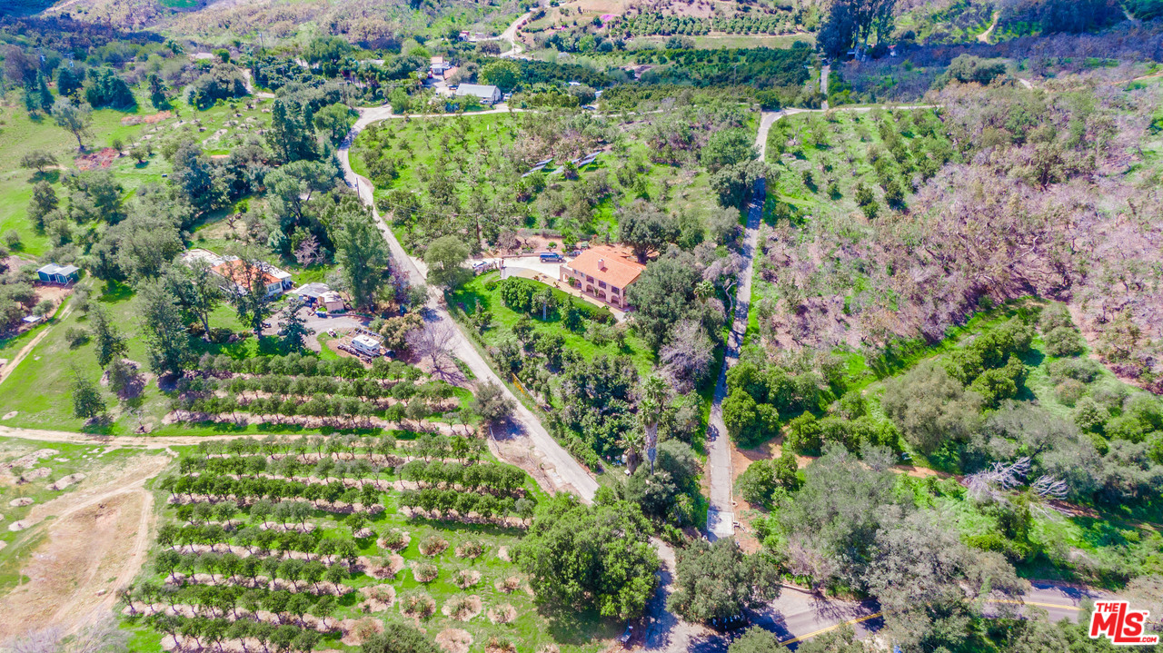 1042 Rice Canyon Road Fallbrook, CA 92028 - Photo 33 of 36