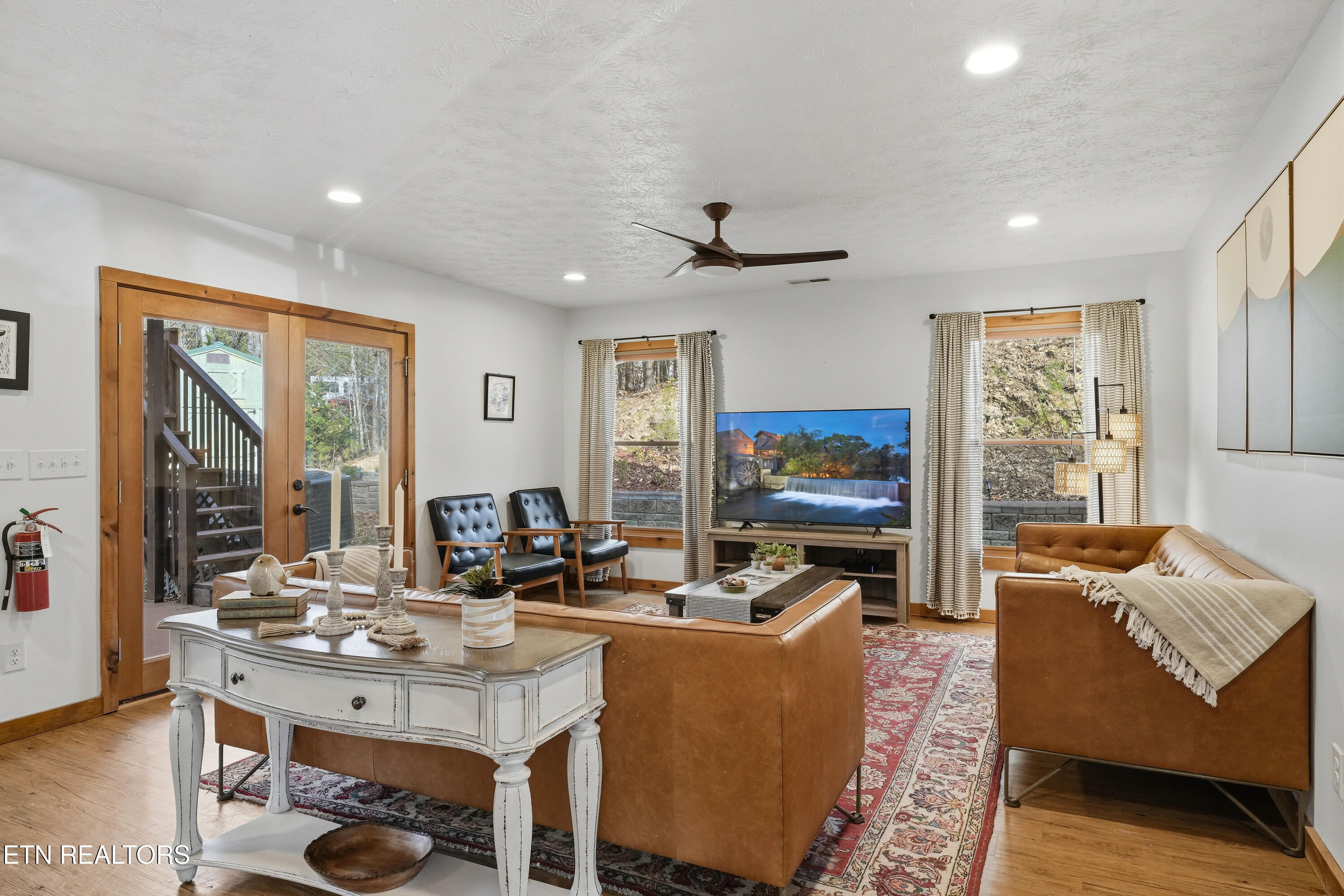 2489 Upper Middle Creek Road Sevierville, TN 37876 - Photo 17 of 57 2489-upper-middle-creek-rd-18