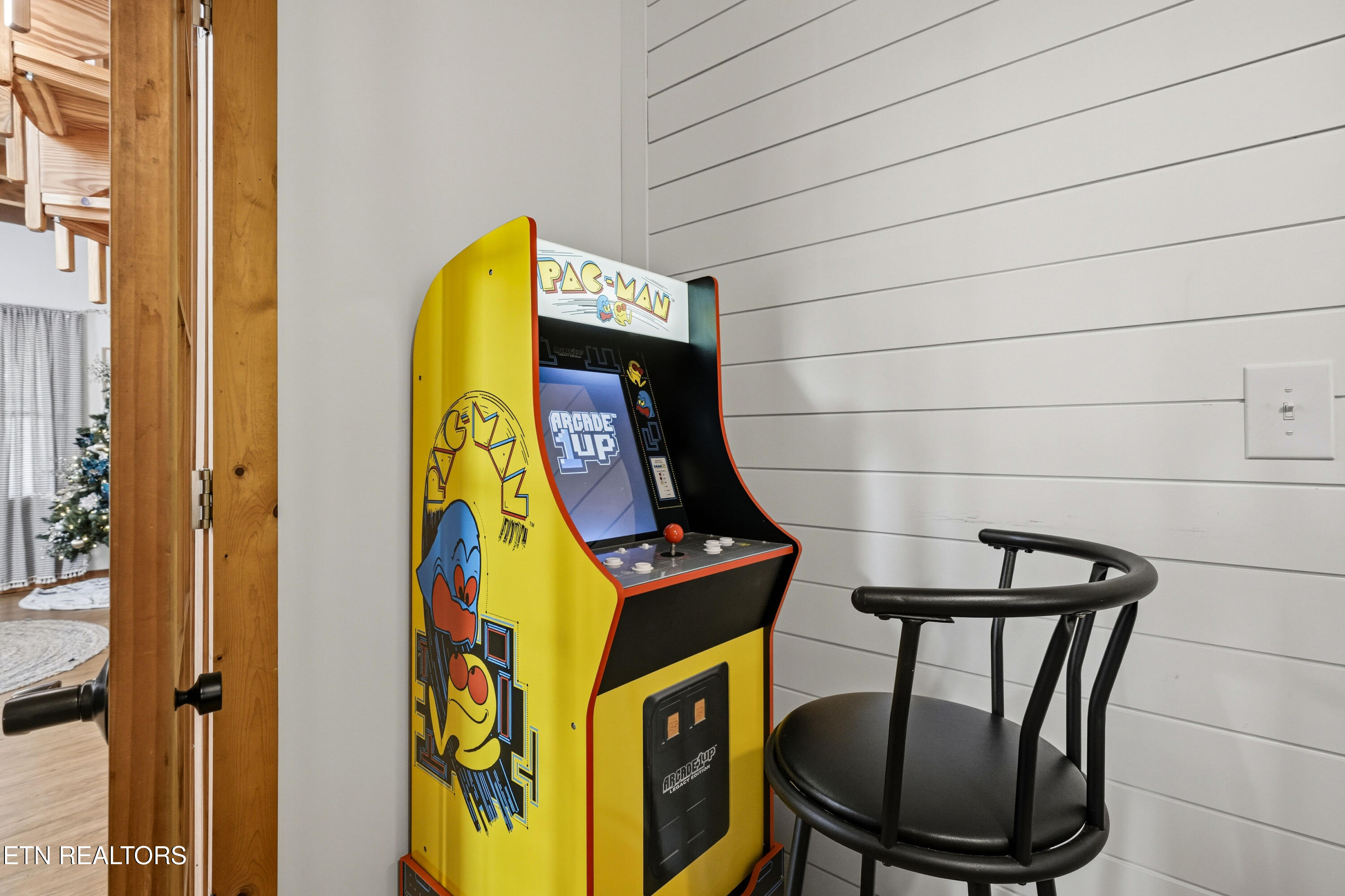 2489 Upper Middle Creek Road Sevierville, TN 37876 - Photo 24 of 57 2489-upper-middle-creek-rd-25