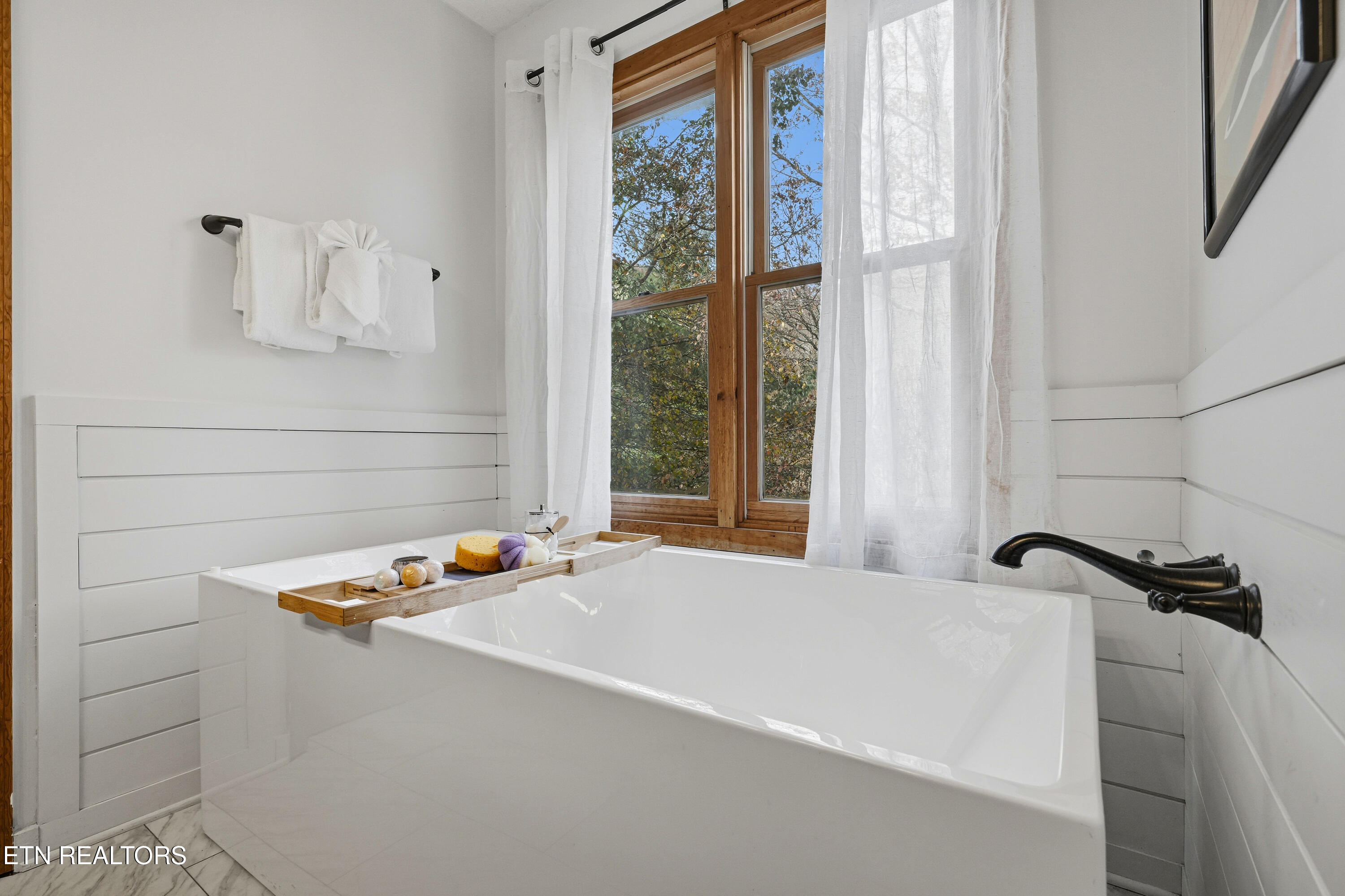 2489 Upper Middle Creek Road Sevierville, TN 37876 - Photo 34 of 57 2489-upper-middle-creek-rd-37