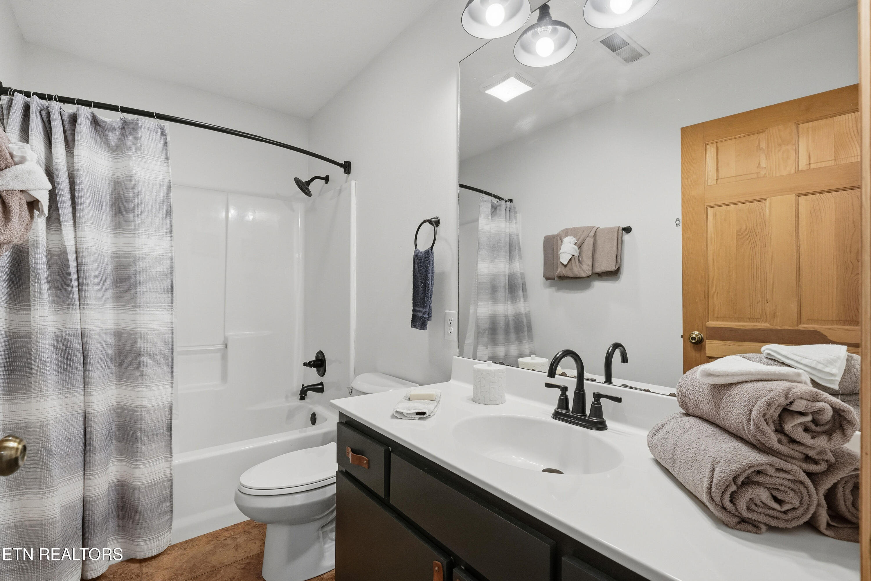 2489 Upper Middle Creek Road Sevierville, TN 37876 - Photo 39 of 57 2489-upper-middle-creek-rd-42