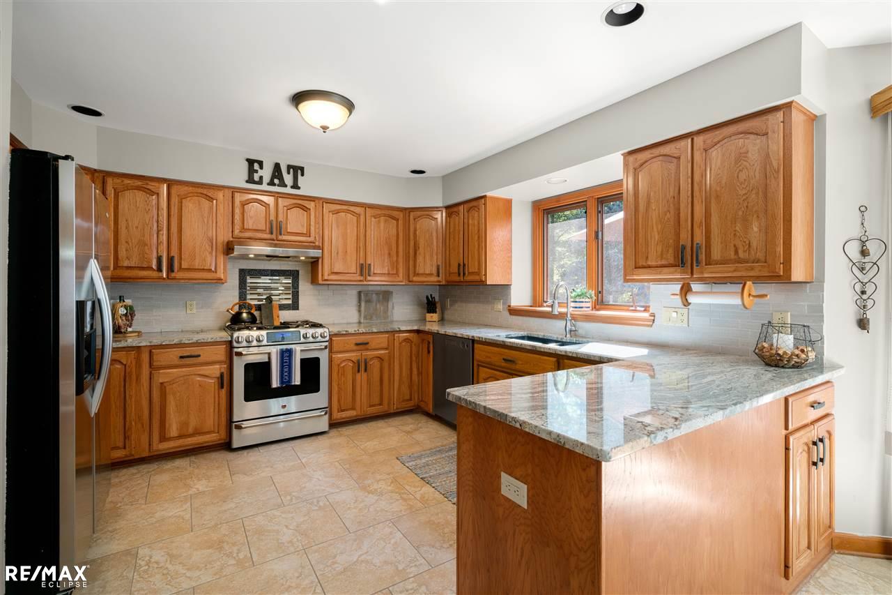 10215 Perry Lake Road Clarkston, MI 48348 - Photo 19 of 72
