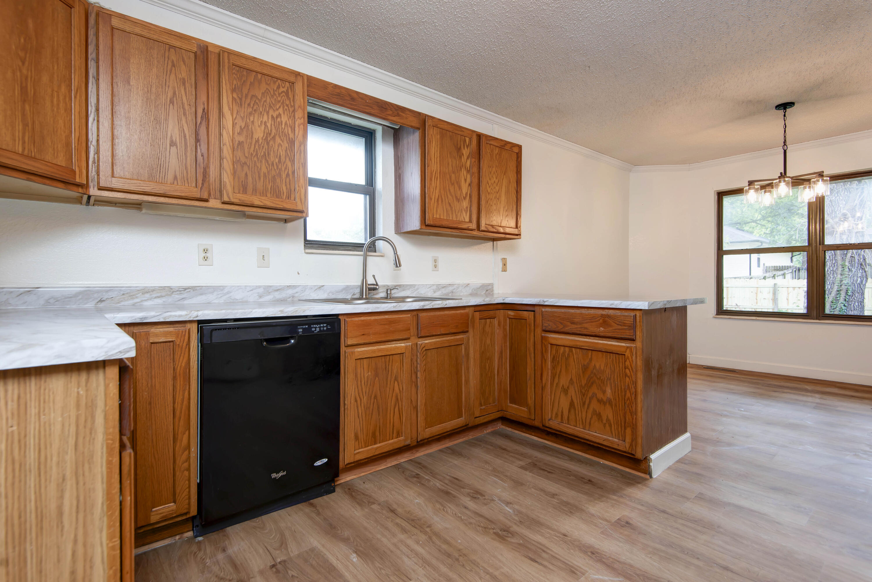640 East Kerr Street Springfield, MO 65803 - Photo 9 of 22 Kerr (17)