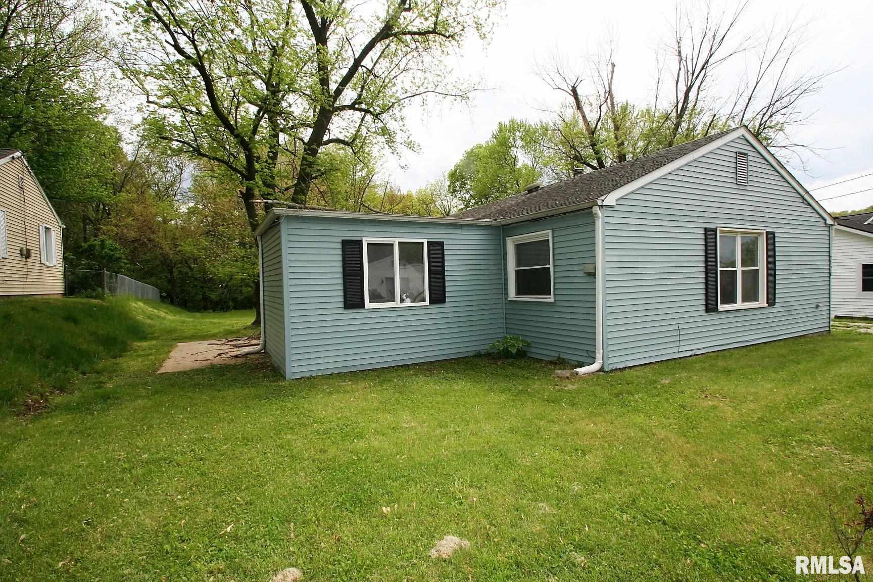 234 Algonquin Road Marquette Heights, IL 61554 - Photo 1 of 25 Gallery Image 1