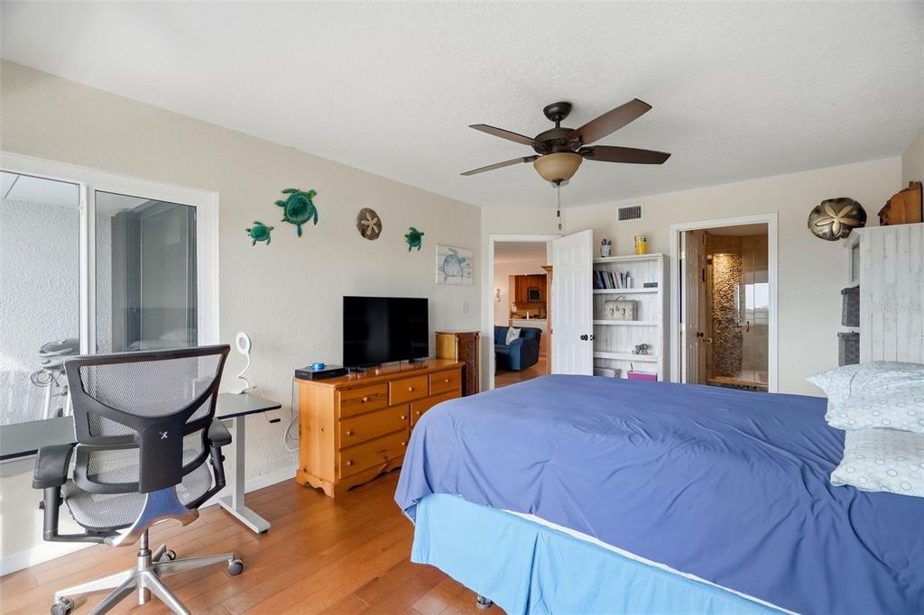 4823 Ebbtide Lane, Unit 404 Port Richey, FL 34668 - Photo 31 of 78 Gallery Image 31