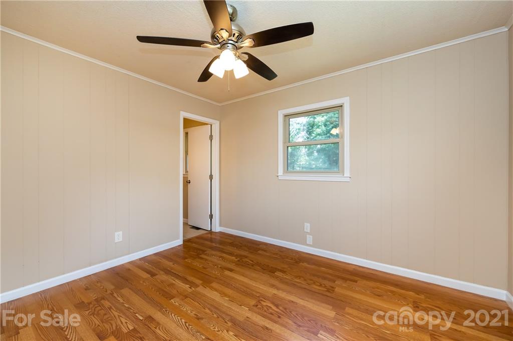 129 Riley Road Dallas, NC 28034 - Photo 19 of 41 Gallery Image 19