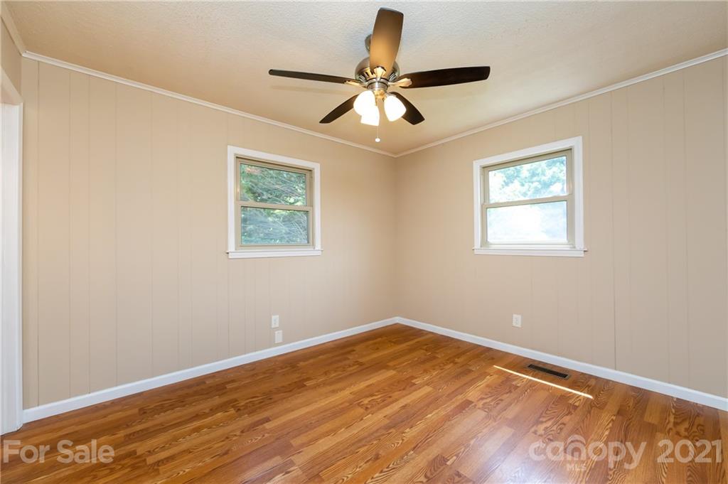 129 Riley Road Dallas, NC 28034 - Photo 20 of 41 Gallery Image 20
