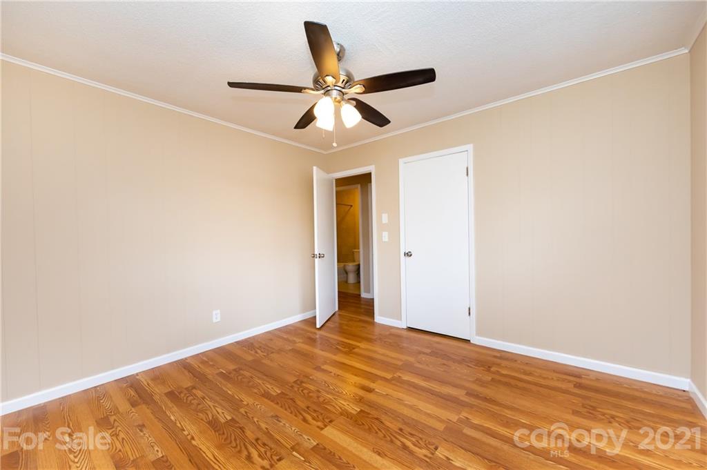 129 Riley Road Dallas, NC 28034 - Photo 27 of 41 Gallery Image 27