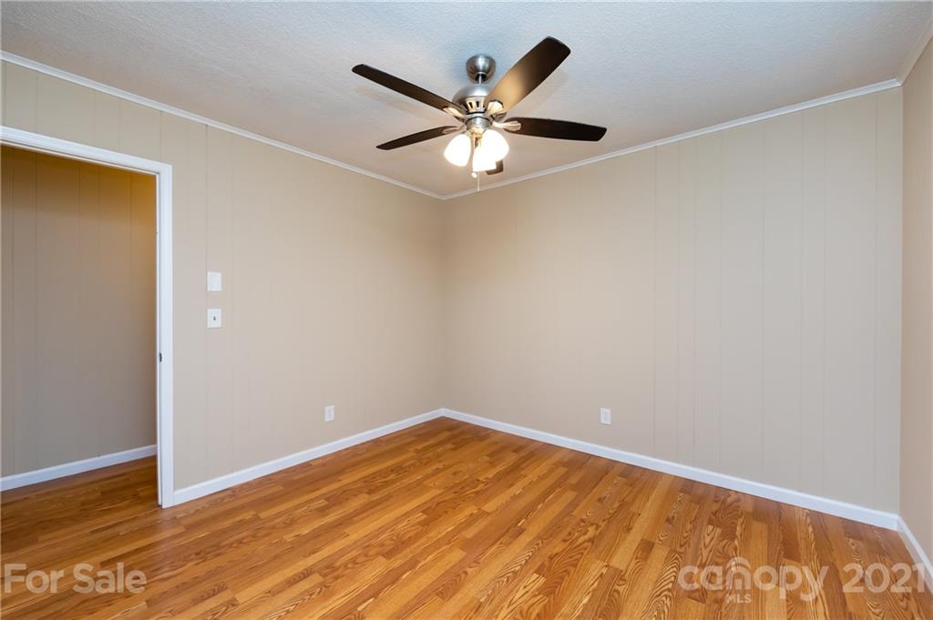 129 Riley Road Dallas, NC 28034 - Photo 33 of 41 Gallery Image 33