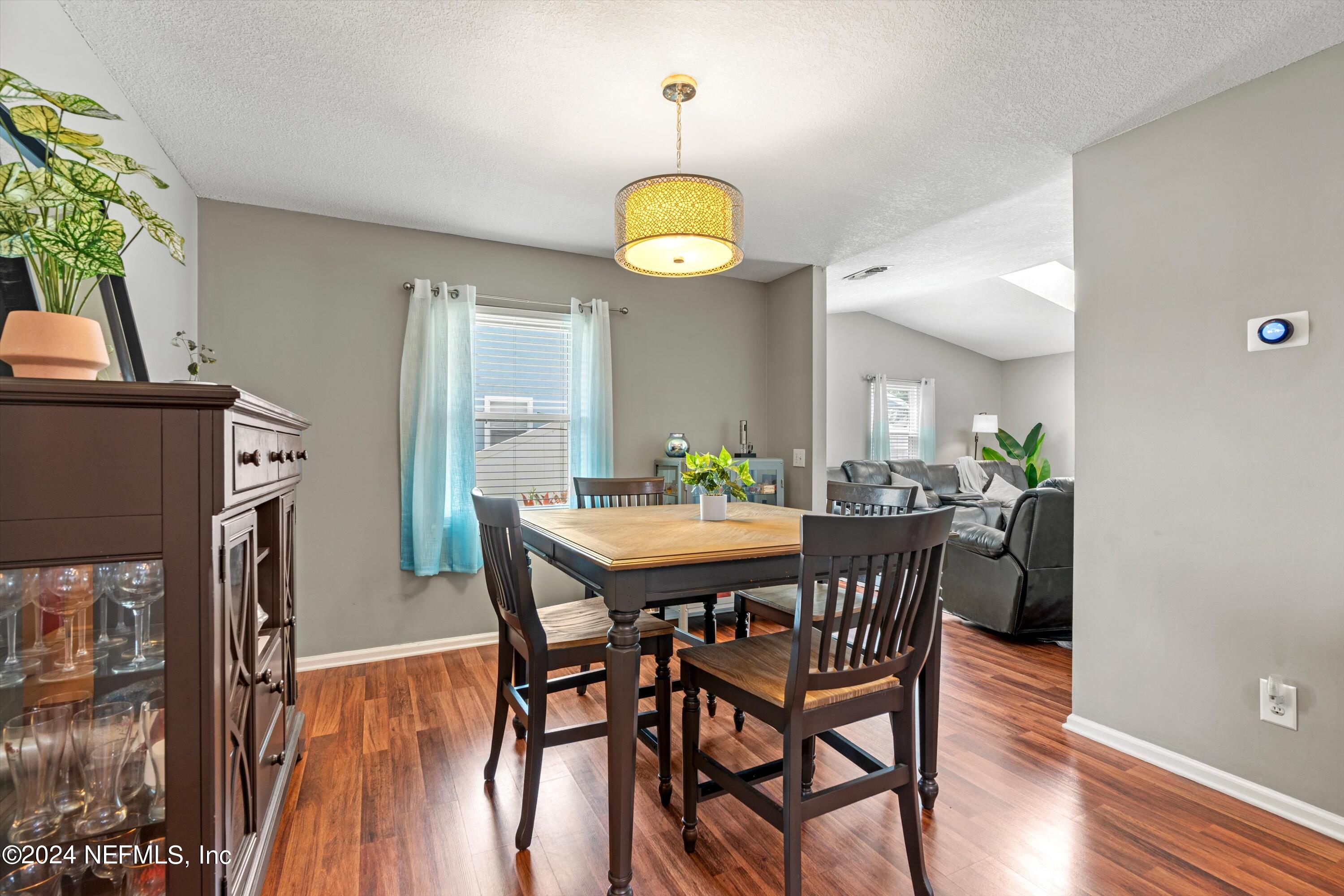 8837 Ivey Road Jacksonville, FL 32216 - Photo 9 of 22 06-Dining Room 2