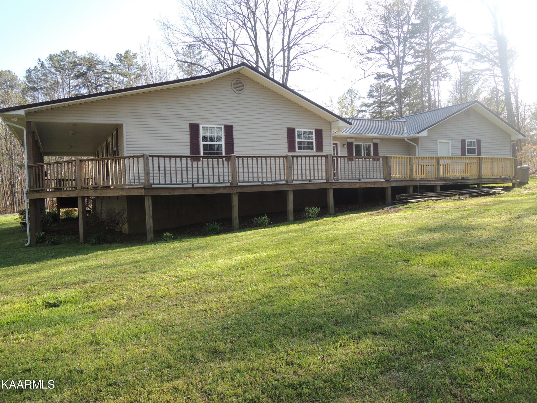 1207 Sheppard Road Jamestown, TN 38556 - Photo 10 of 24 Gallery Image 10
