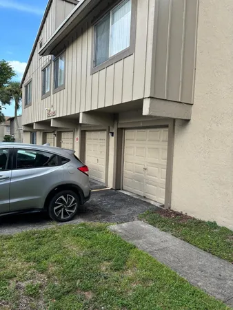 $2,300 | 2148 Northwest 57th Avenue, Unit 14E, Lauderhill, FL 33313