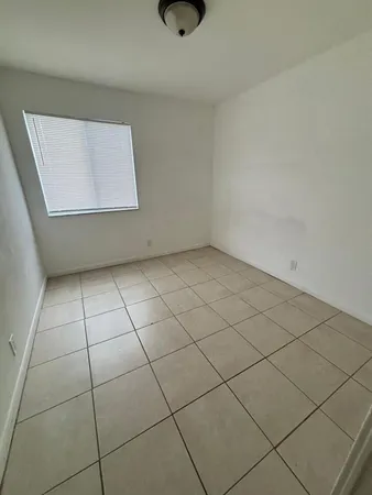 $2,300 | 2148 Northwest 57th Avenue, Unit 14E, Lauderhill, FL 33313