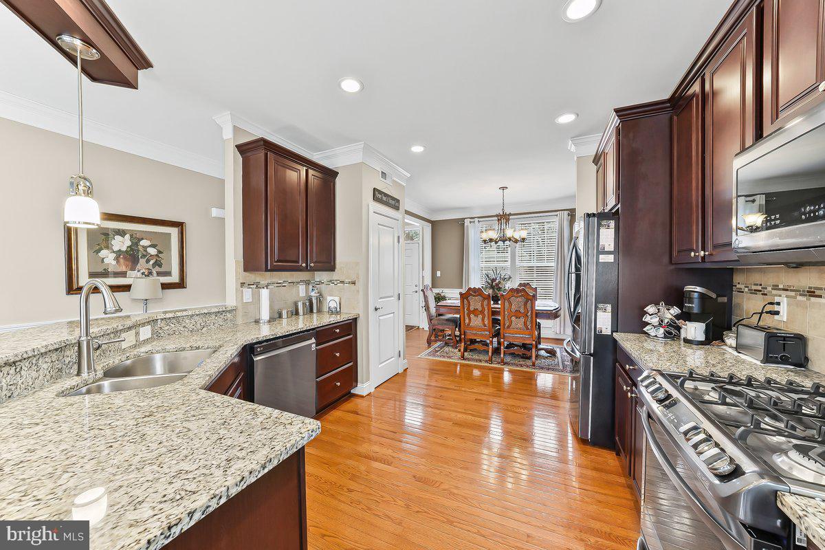 61 Virginia Drive Atco, NJ 08004 - Photo 6 of 38