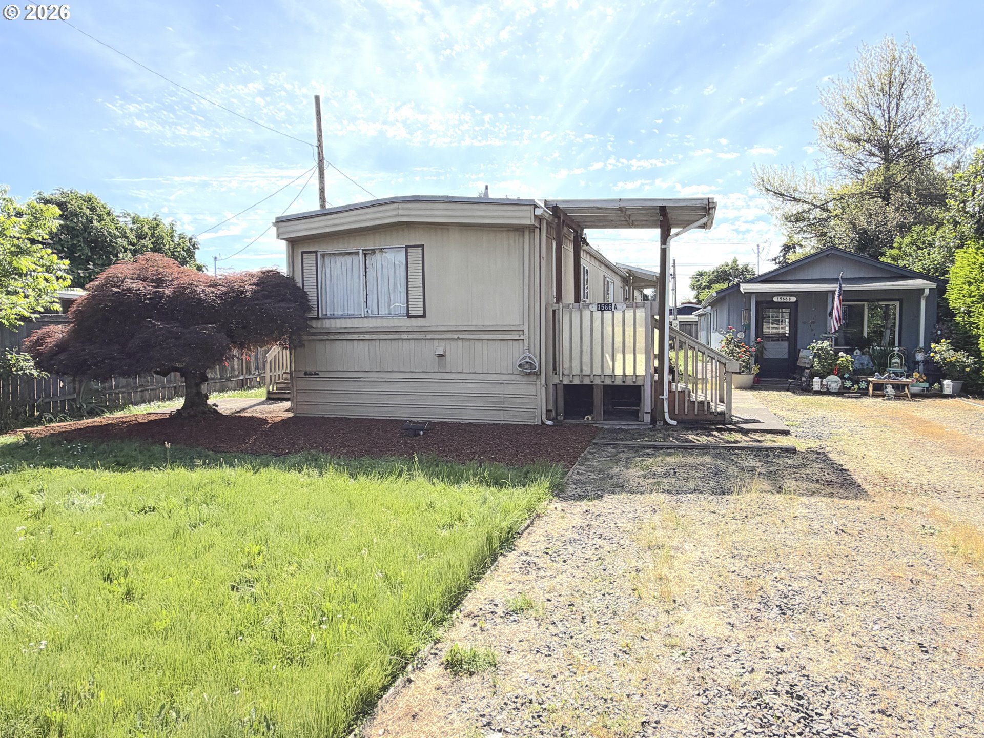 1566 Laura Street Springfield, OR 97477 - Photo 2 of 38