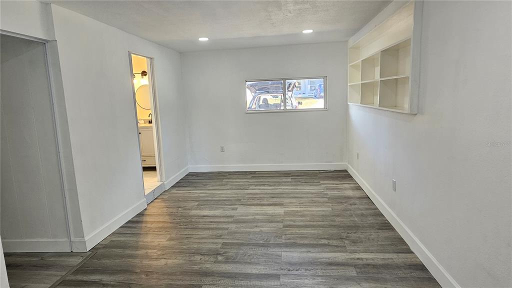 1325 Mary L Road Clearwater, FL 33755 - Photo 10 of 28