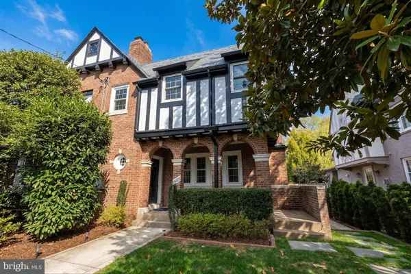 $1,750,000 | 3605 Van Ness Street Northwest, Washington, DC 20008