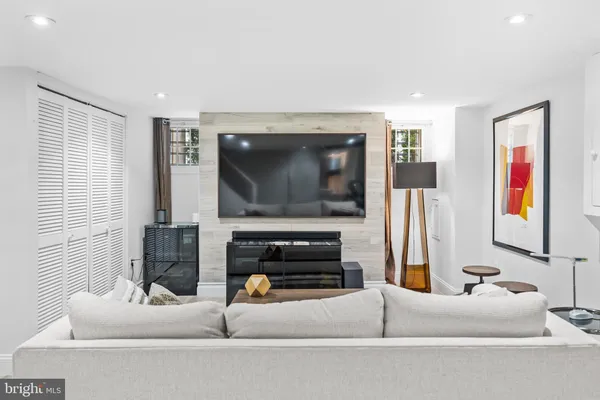 $1,750,000 | 3605 Van Ness Street Northwest, Washington, DC 20008