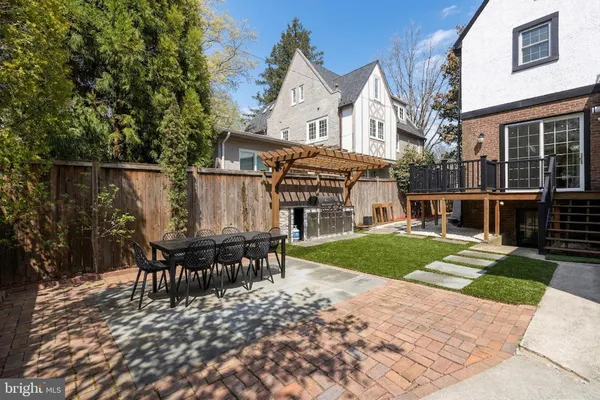 $1,750,000 | 3605 Van Ness Street Northwest, Washington, DC 20008