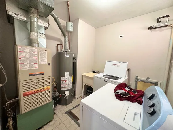 $250,000 | 4322 Oak Avenue, Lyons, IL 60534