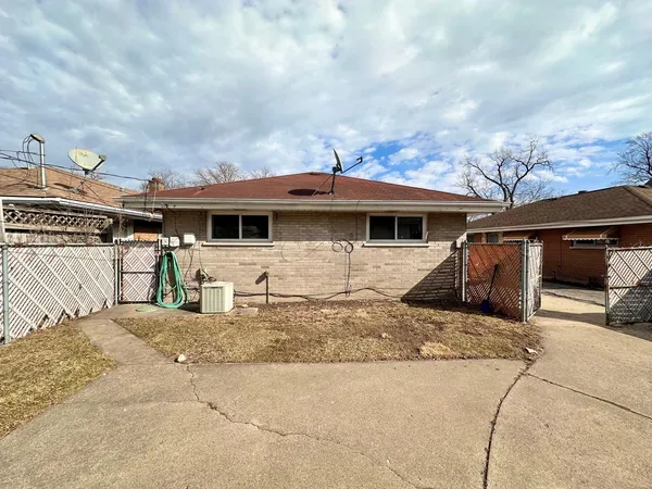 $250,000 | 4322 Oak Avenue, Lyons, IL 60534