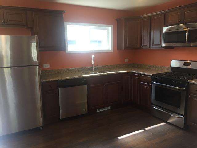 9 Durango Road Montgomery, IL 60538 - Photo 5 of 19 Gallery Image 5